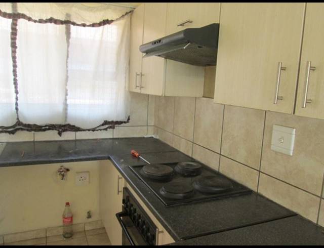 2 BEDROOM APARTMENT FOR SALE IN WITFIELD